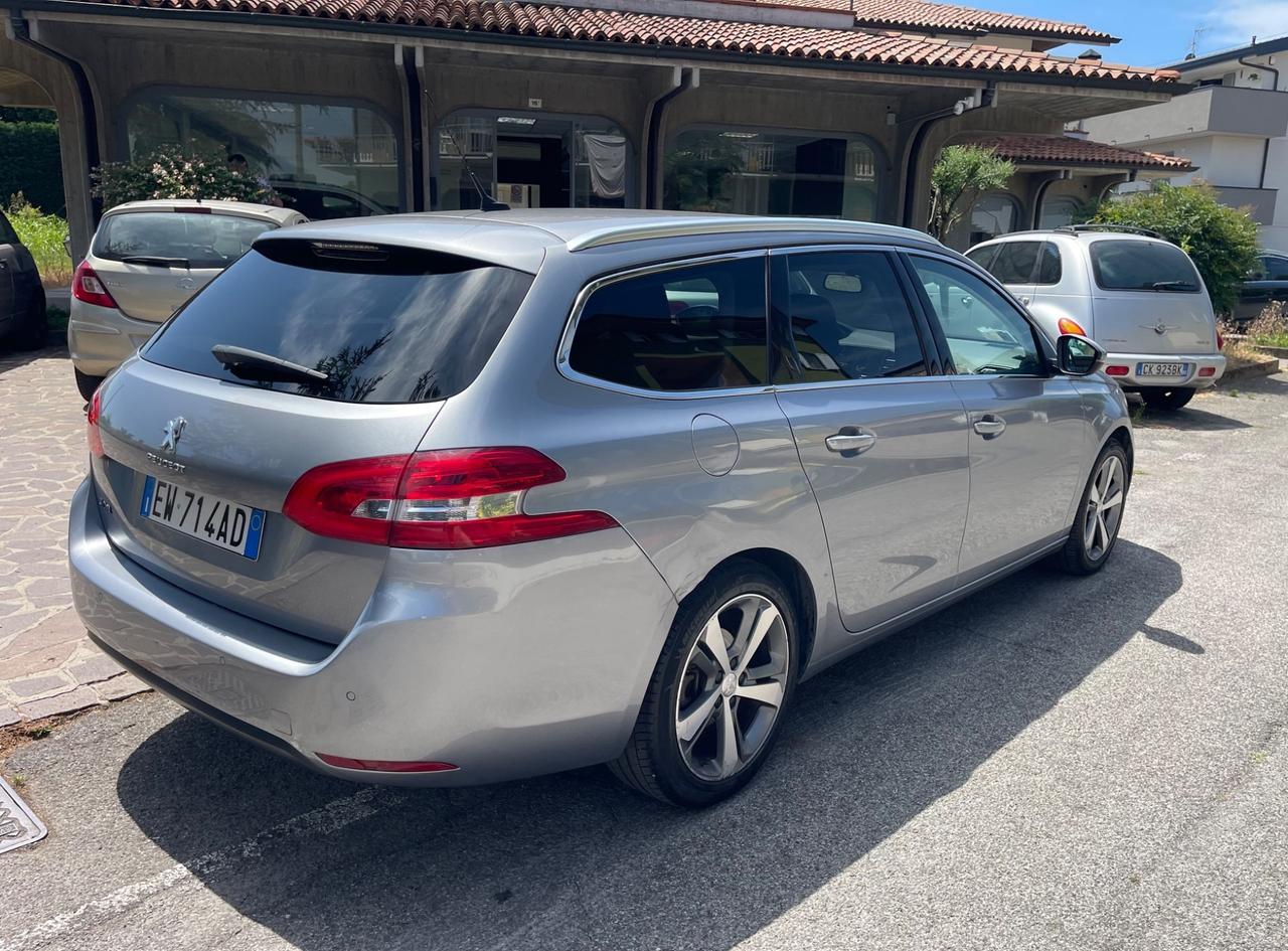 Peugeot 308 1.6 e-HDi 115 CV Stop&Start Allure