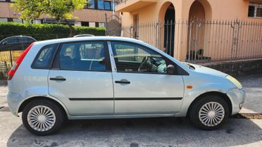 Ford Fiesta 1.2 16V 5p. Ambiente