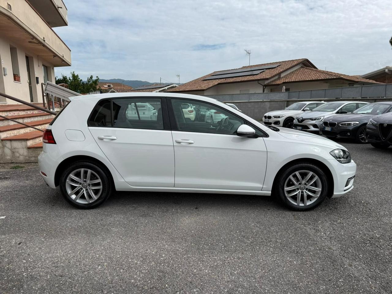 Volkswagen Golf 1.0 TSI 110 CV DSG 5p. Business BlueMotion Technology