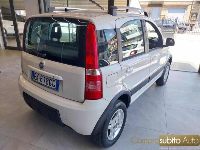 FIAT Panda 1.3 MJT 16V 4x4 Climbing