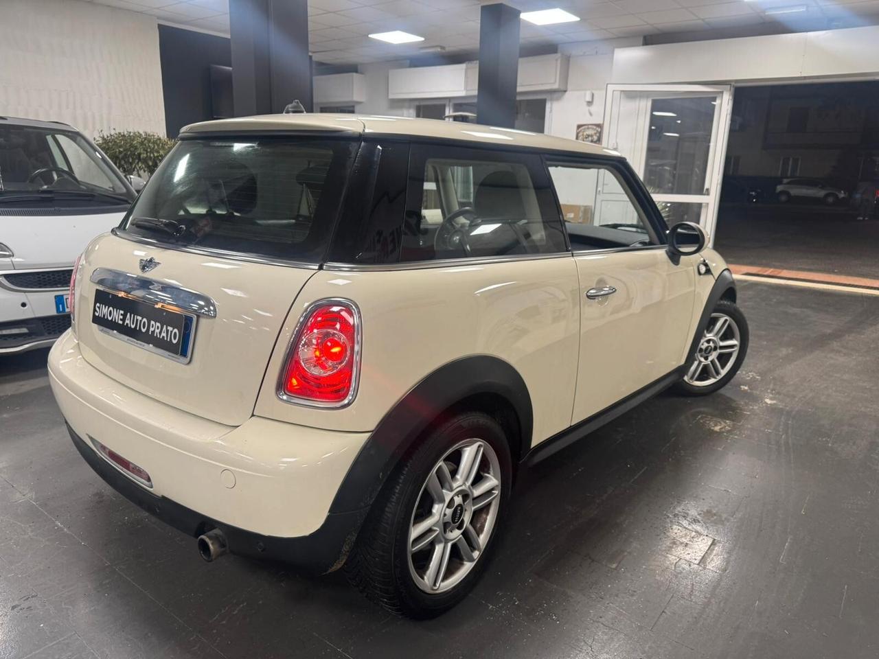 Mini 1.6 16V One (72kW)