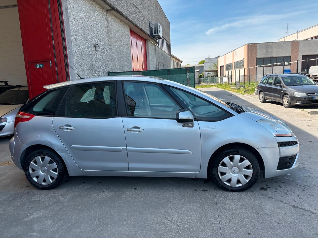 Citroen C4 Picasso 1.8 Elegance
