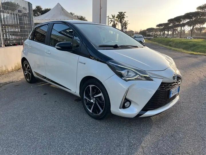 Toyota Yaris III 2017 5p 1.5h Trend Blue Edition my18
