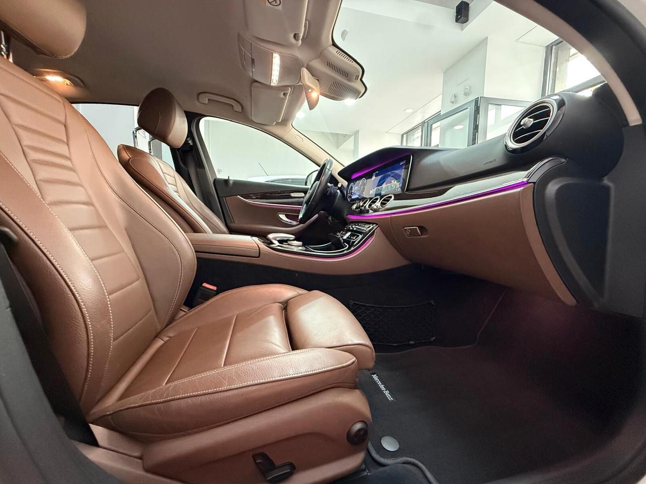 MERCEDES- BENZ KLASSE E 220 D 195 CV 4MATIC AMG PREMIUM OFFERTA