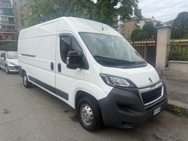 Peugeot Boxer 335 2.0 BlueHDi 130CV PLM Cabinato