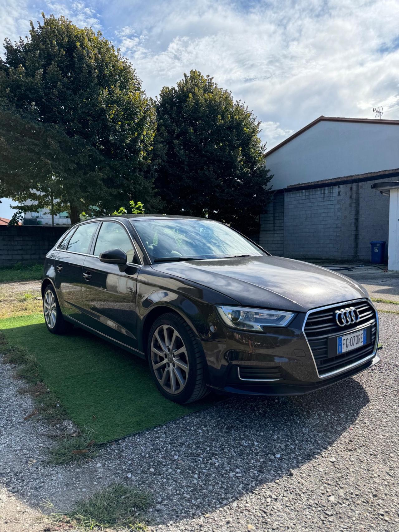 Audi A3 SPB 1.6 TDI S tronic Business