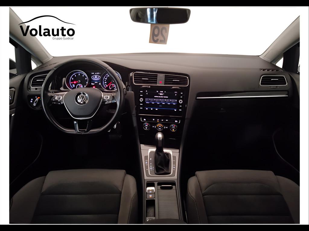 VOLKSWAGEN Golf VII 2017 5p - Golf 5p 1.5 tgi Executive 130cv dsg