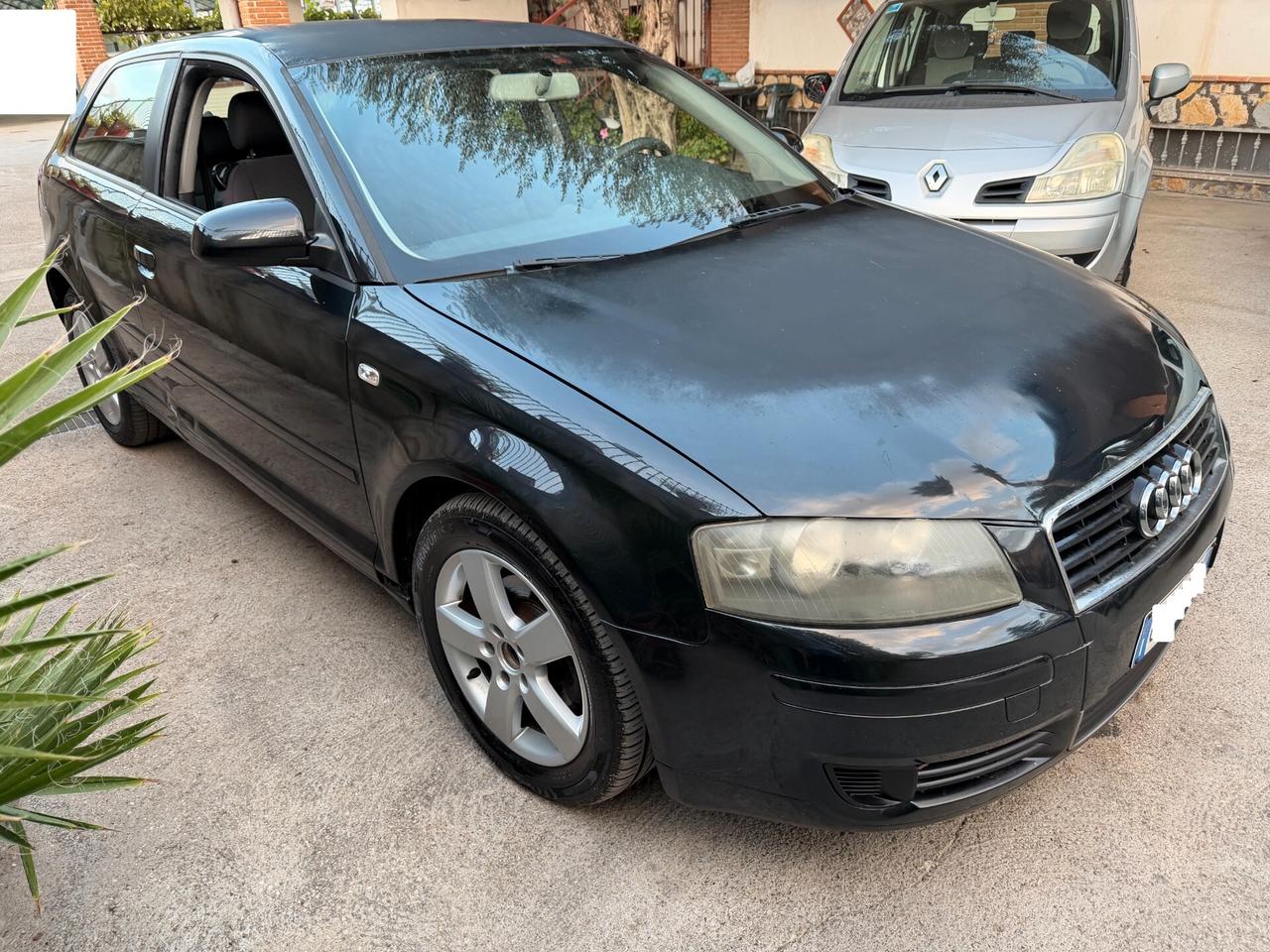 Audi A3 1.9 105 CV TDI Attraction TENUTA BENE NEOPATENTATI