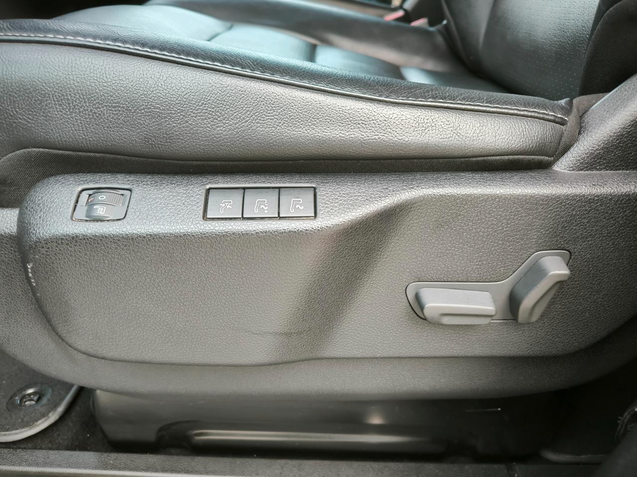 Peugeot Traveller BlueHDi 180 S&S EAT8 Standard Business Vip