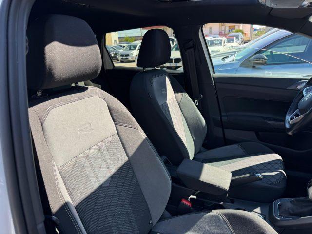 VOLKSWAGEN Taigo 1.0 TSI 110 CV DSG R-Line