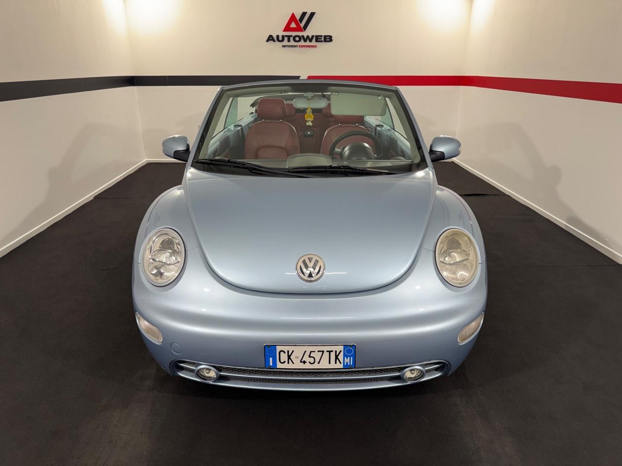 Volkswagen New Beetle 1.6 Cabrio