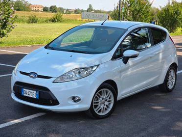 Ford Fiesta 1.4 DIESEL OK PER NEOPATENTATI UNICO PROPRIETARIO