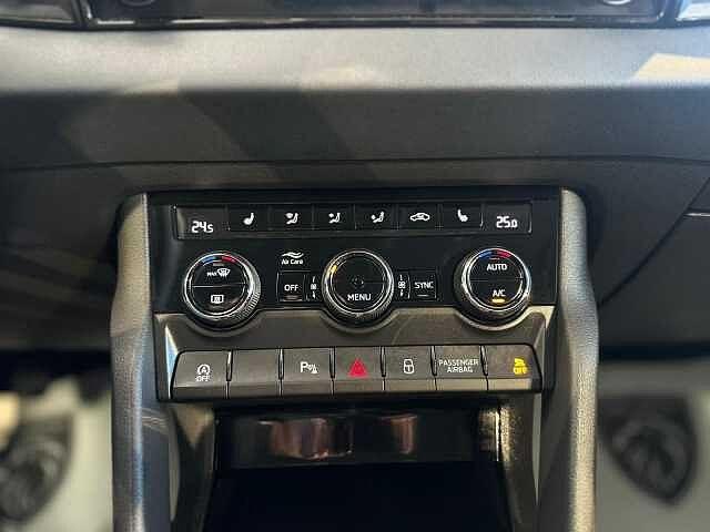 SKODA Karoq 1.0 TSI 115 CV Executive