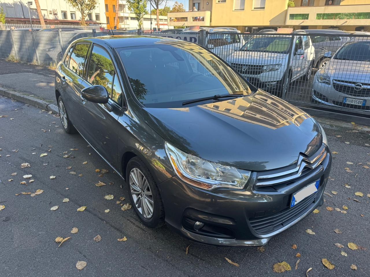 Citroen C4 1.6 benzina neopaten garanzia 12 mesi
