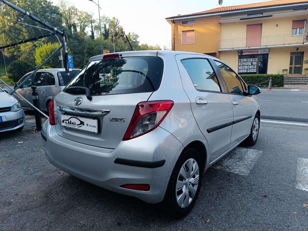Toyota Yaris 1.3 5 porte Style RETROCAMERA BLUETOOTH