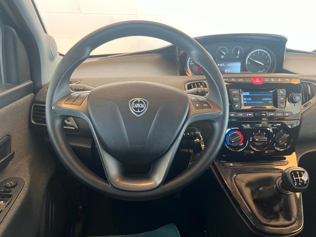 Lancia Ypsilon 1.2 69 CV 5 porte Elefantino Blu ok neopatentati km 59.990