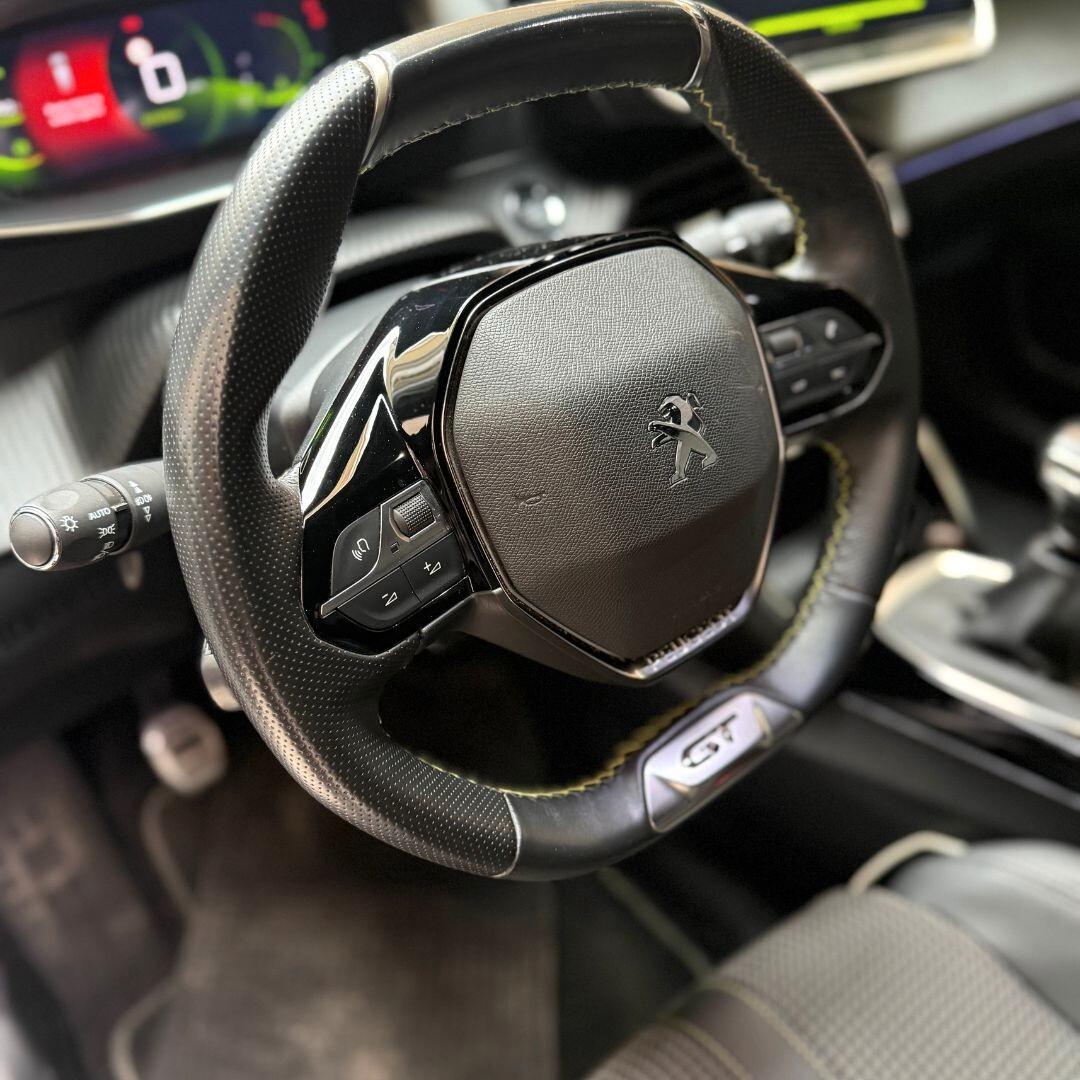 Peugeot 2008 **IVA ESPOSTA, AUTOCARRO**