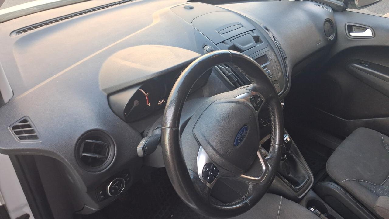 Ford Tourneo Courier 1.5 TDCI 75 CV Plus