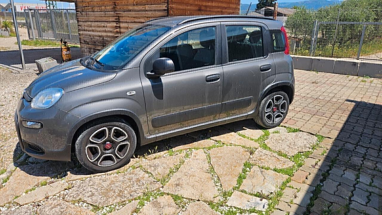 Fiat Panda 1.0 FireFly S&S Hybrid Sport