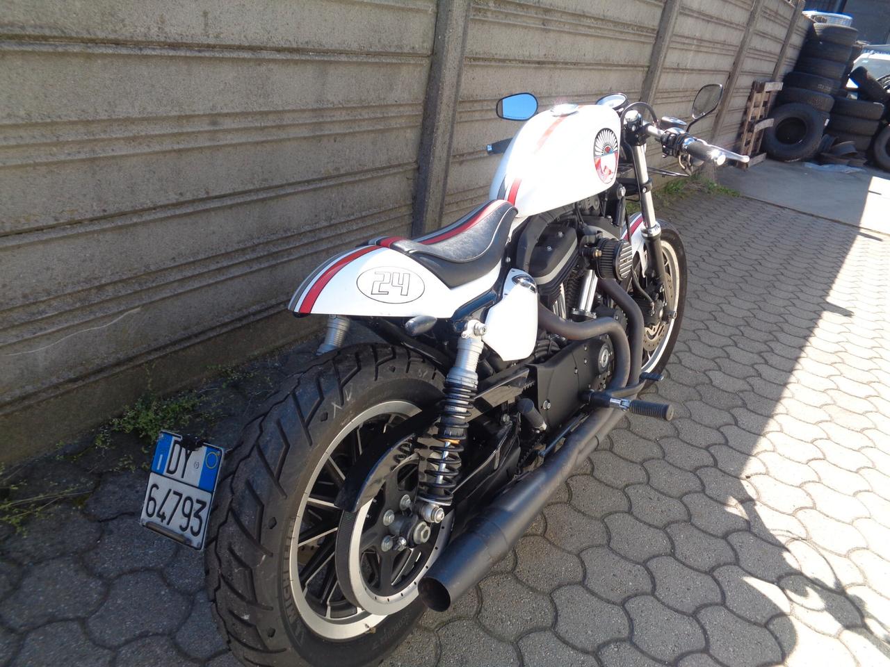 Harley-davidson 883 Sportster cafe racer