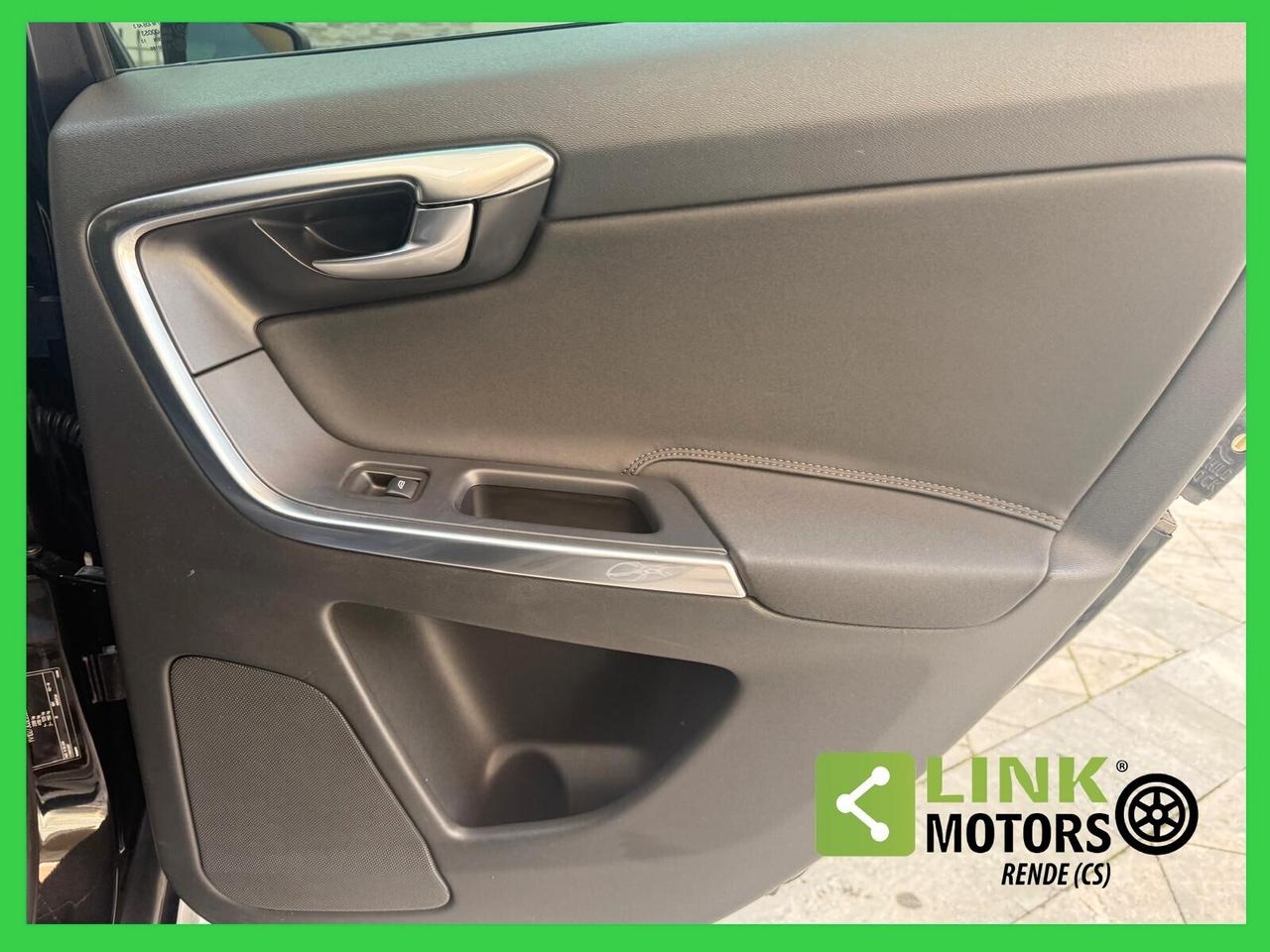 Volvo XC60 D4 180cv Geartronic Momentum 01/2014