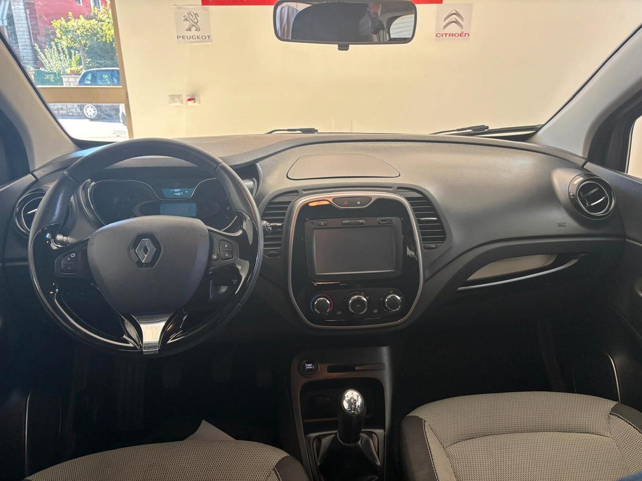 RENAULT CAPTUR ANNO 2017 DS 1.5 ADATTA NEOPATENTATI KM 111 MILA