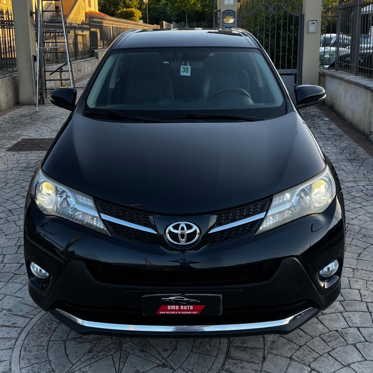 Toyota RAV 4 RAV4 2.0 D-4D 4WD Lounge, UNICO PROPRIETARIO, KM CERTIFICATI TOYOTA