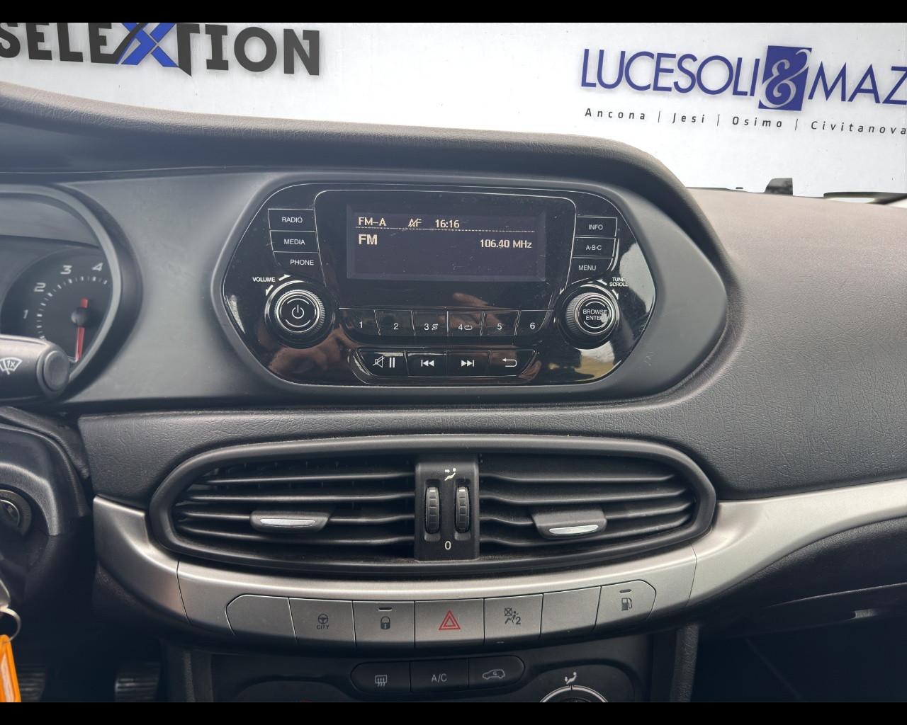 FIAT TIPO - Tipo 1.4 T-Jet 120CV GPL 5 porte Easy