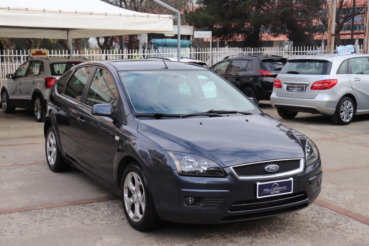 Ford Focus CC Focus C-Max 1.6 TDCi (90CV) Ghia