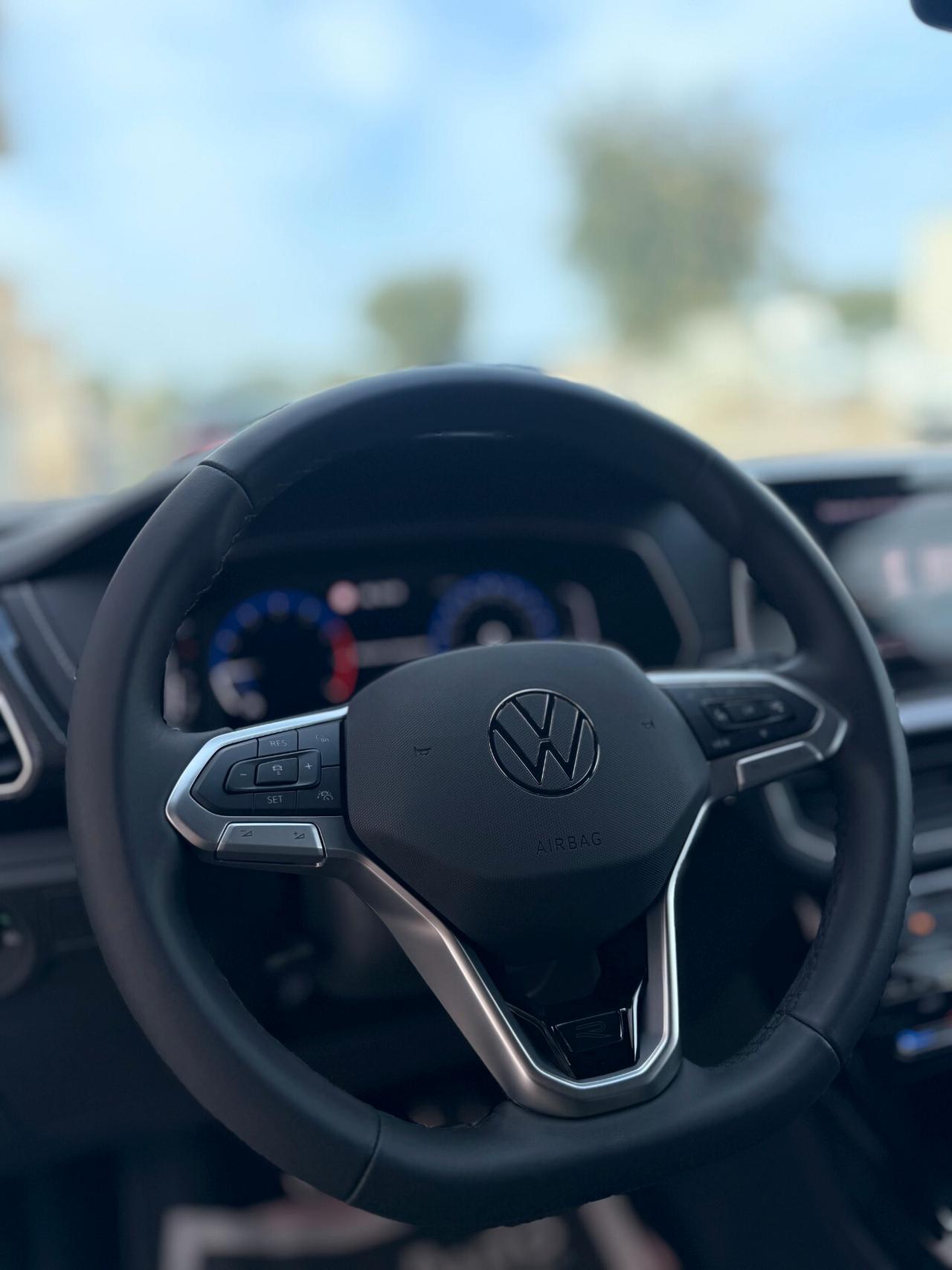 Volkswagen T-Cross 1.0 tsi R-Line edition Plus 115cv TELECAMERA,NAVI,APPLE CARPLAY,VIRTUAL COCKPIT, GARANZIA UFFICIALE