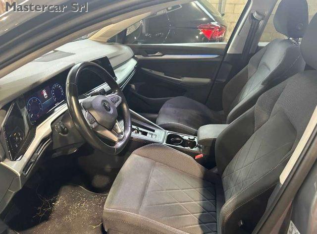 VOLKSWAGEN Golf Variant Golf Variant 2.0 tdi Life 150cv dsg GE916LJ