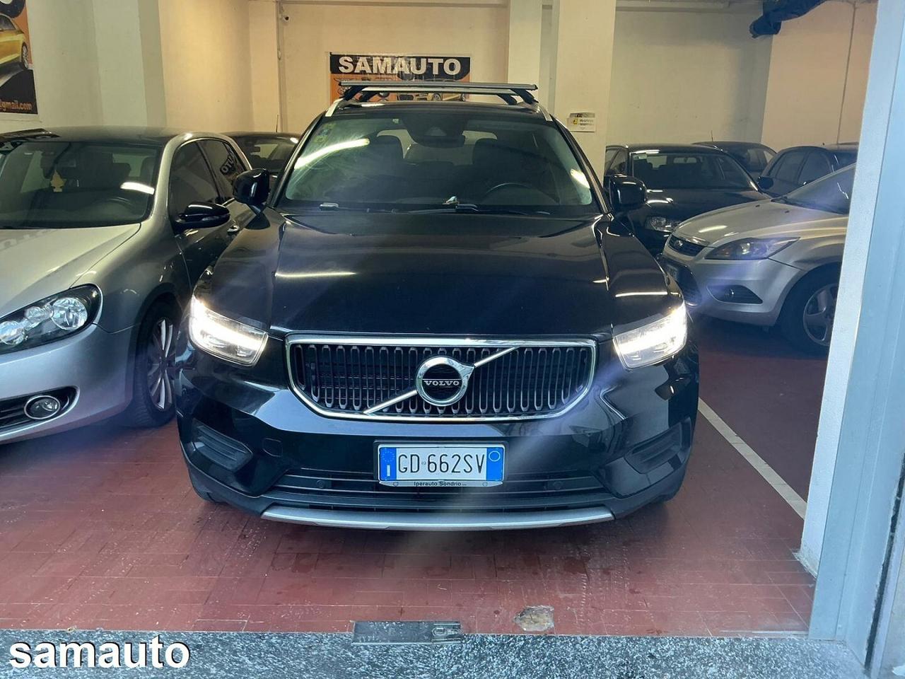 Volvo XC40 1.5 Benzina T2 Momentum auto N1 2021