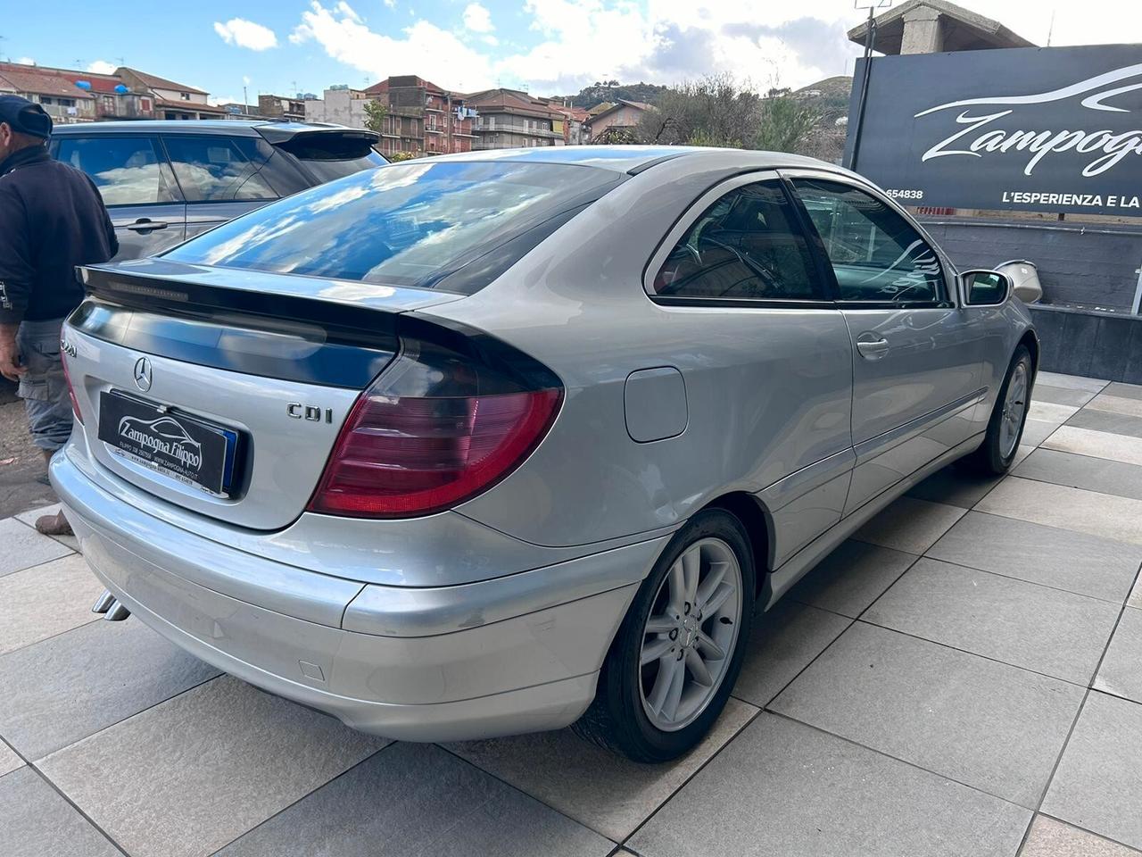 Mercedes-benz C 220 CDI coupé Elegance 2003