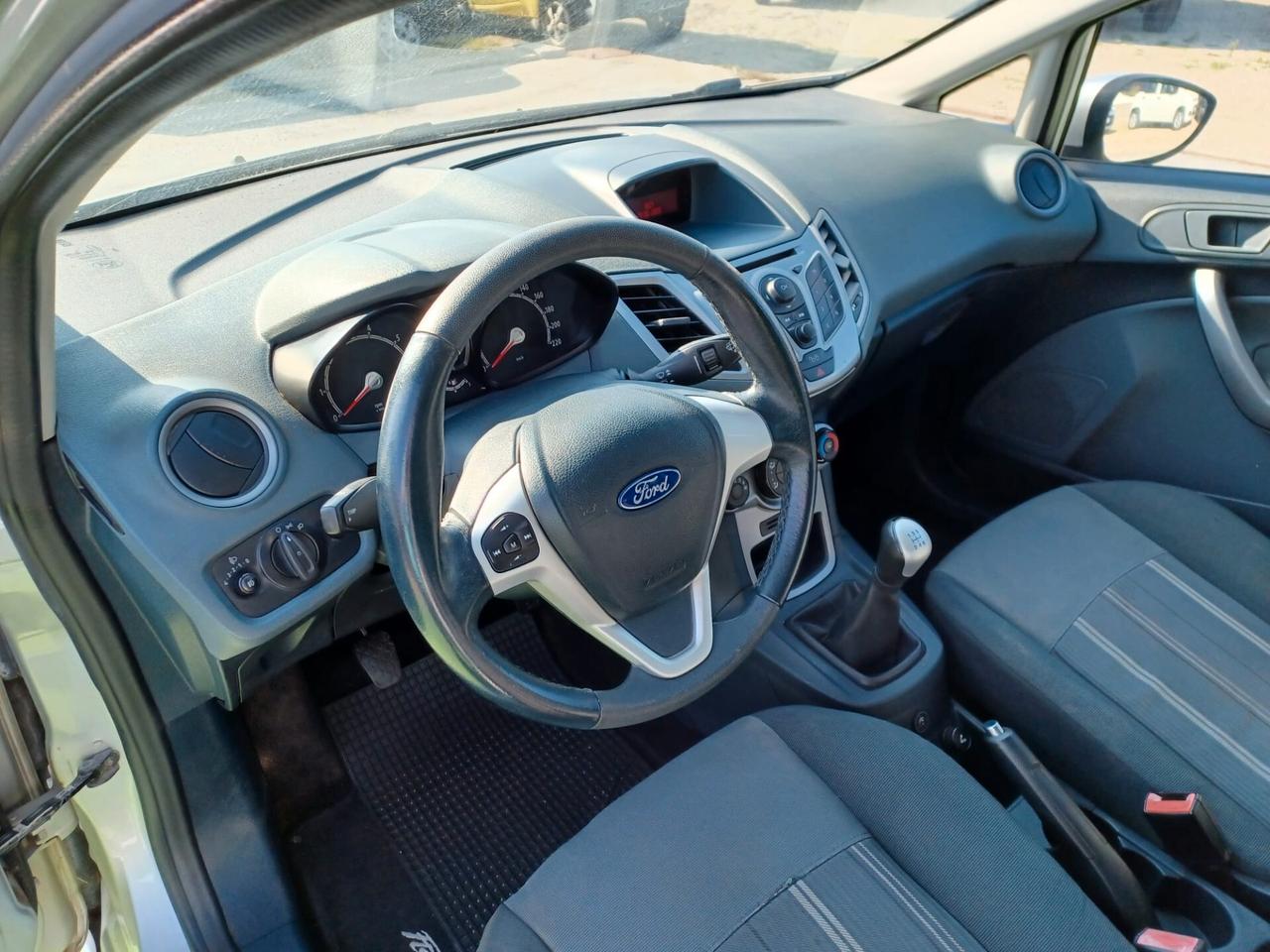 Ford Fiesta Fiesta 1.4 5 porte Bz.- GPL