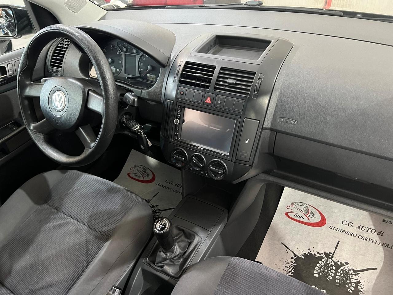 Volkswagen Polo 1.4 69 CV - Trendline - 2006