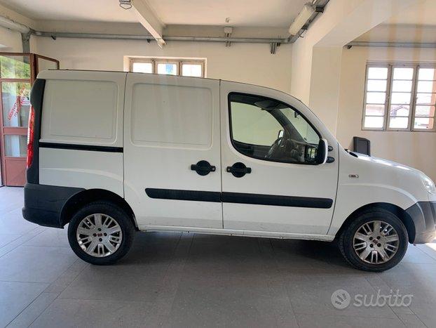 Fiat Doblò 1.9 MJ PC-TN Cargo Lamierato SX