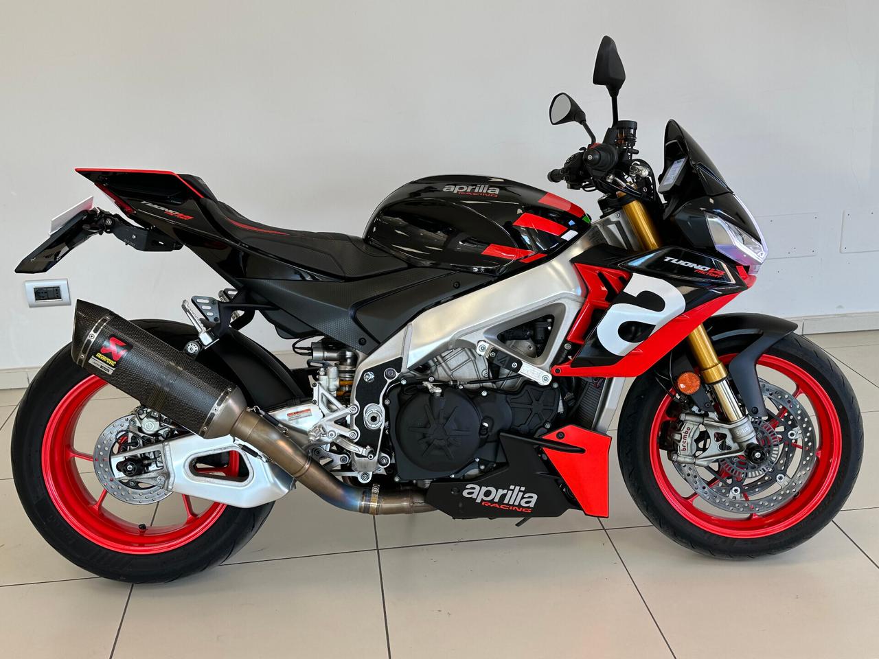 Aprilia Tuono V4 1100 FACTORY - 2022