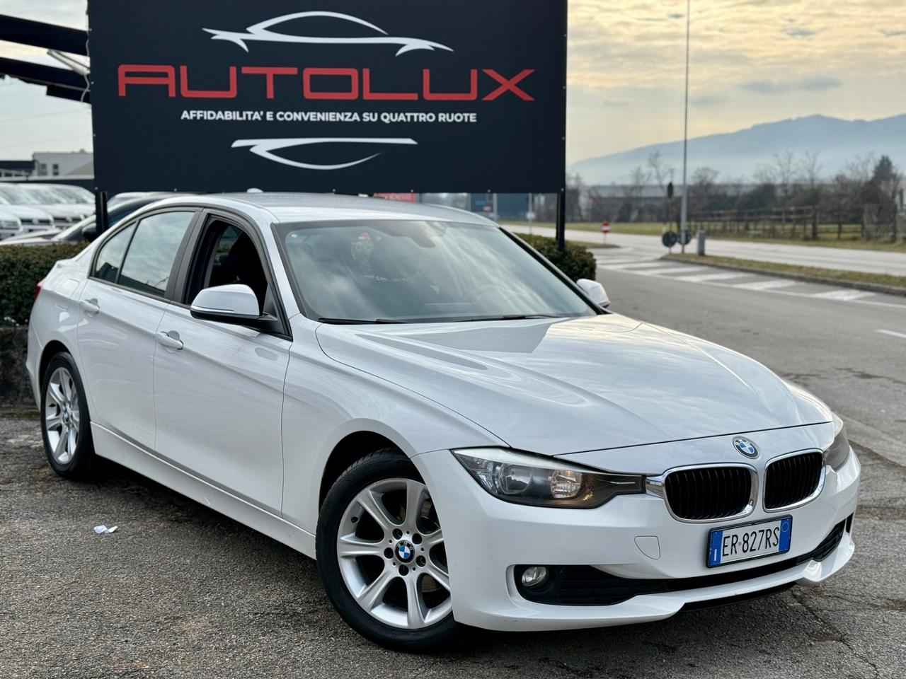 Bmw 318d AUTOM. F30 BERLINA NEOPATENTATI