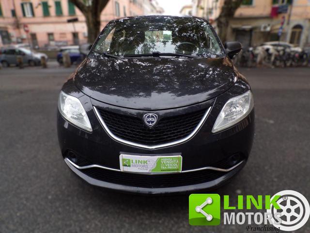 LANCIA Ypsilon 1.2 69 CV 5 porte - NEOPATENTATI!