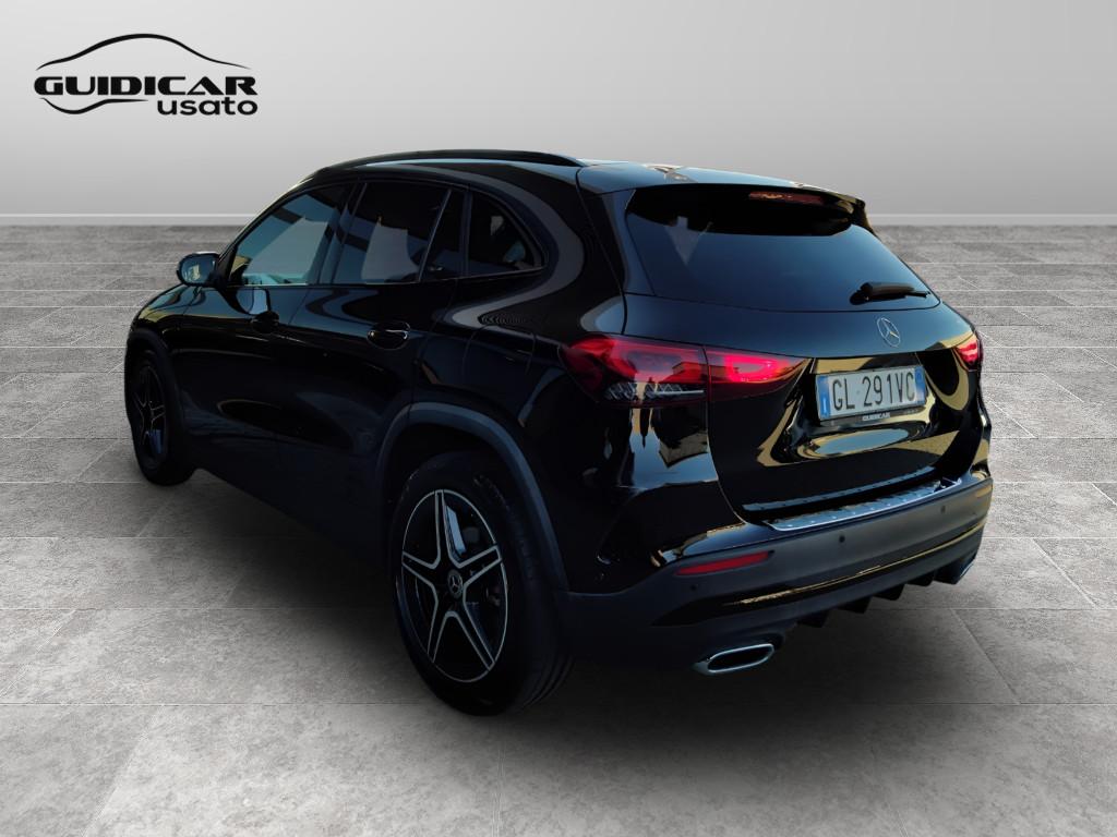 Mercedes-Benz GLA-H247 2020 - GLA 200 d Premium 4matic auto
