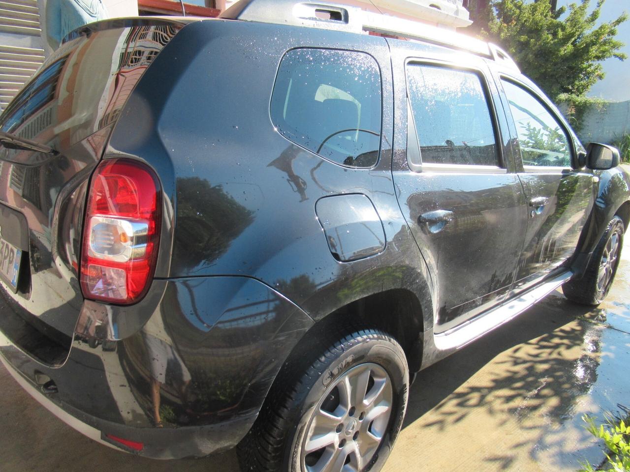Dacia Duster 1.6 110CV 4x2 Blak Edition GPL rinnovato pochi km