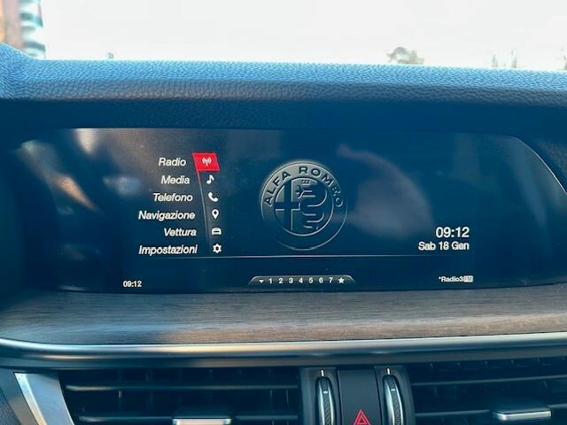 Alfa Romeo Stelvio 2.0 Turbo 280 CV AT8 Q4 First Edition