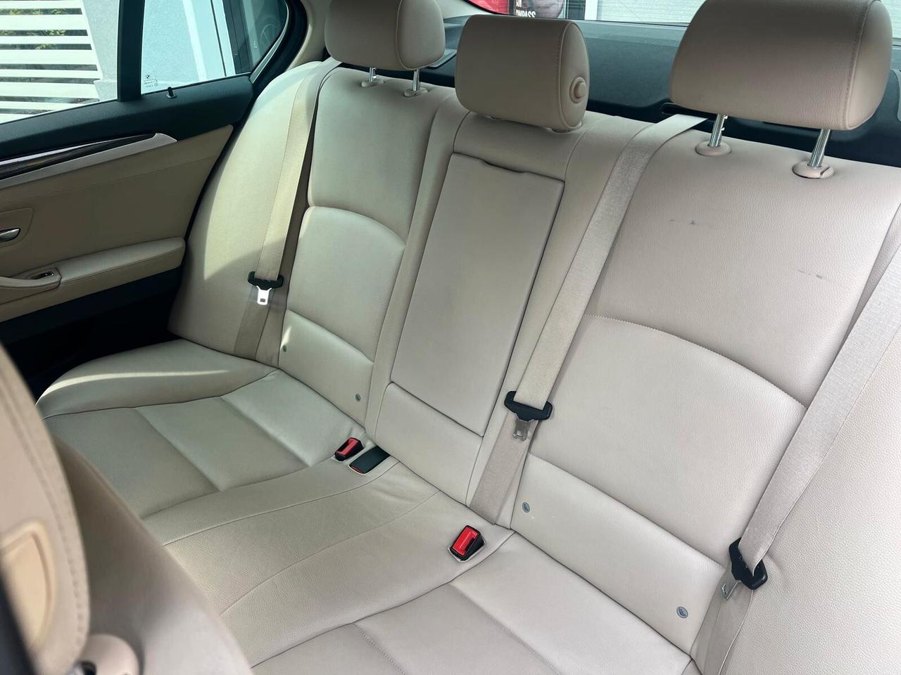 BMW 530 530d XDRIVE 258CV