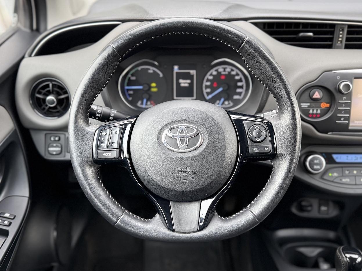 Toyota Yaris 1.5 Hybrid 73CV E6 Neo. Automatica - 2017