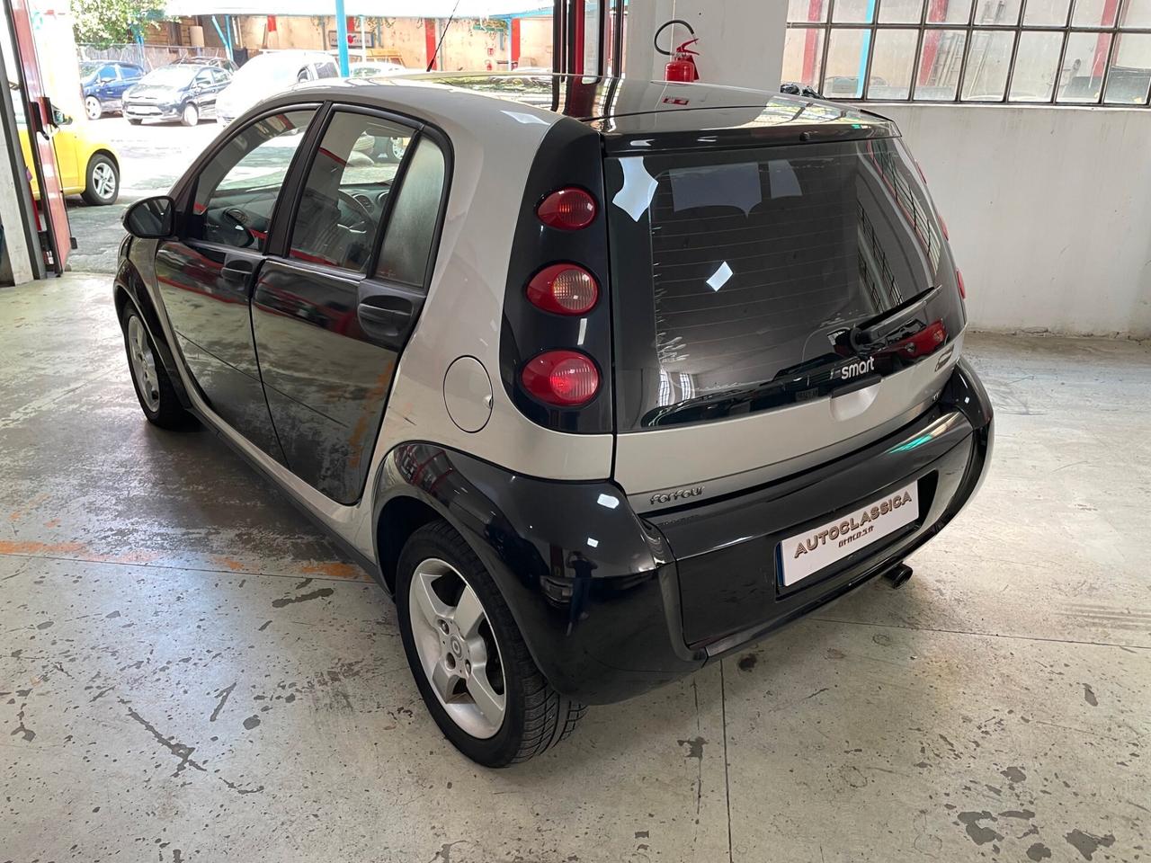 Smart ForFour 1.5 cdi 70 kW pure AUTOMATICA!!!