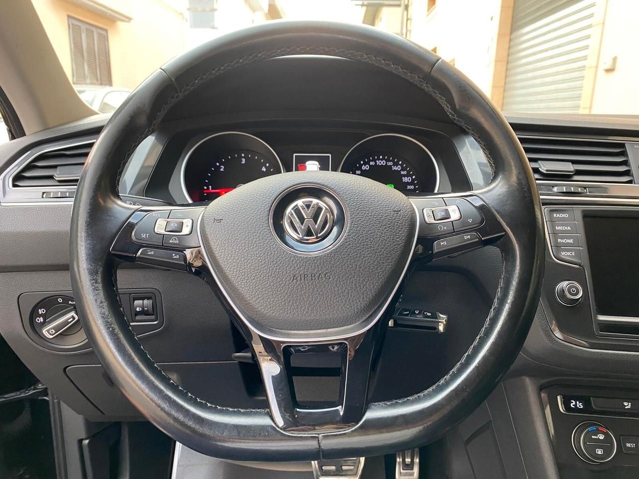 VOLKSWAGEN TIGUAN 2.0 TDI 150CV 4MOTION PELLE NAVI CRUISE ANNO 2017