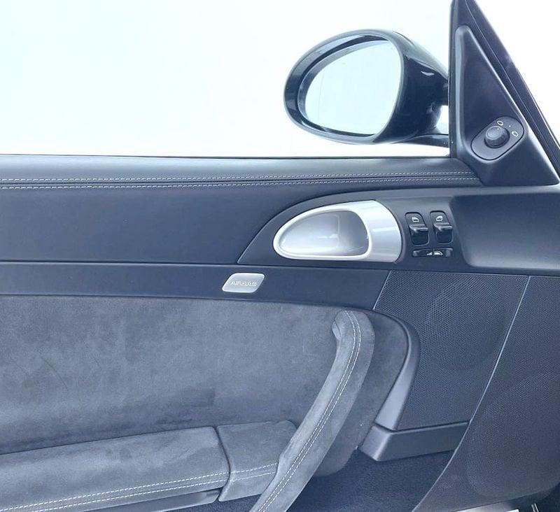 Porsche 911 CARRERA 4 Cabriolet GTS PDK