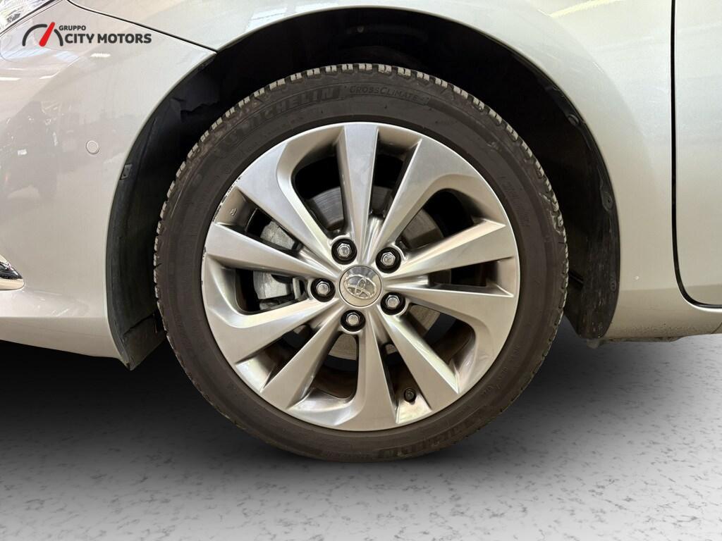Toyota Auris Touring Sports 1.8 Hybrid Lounge CVT