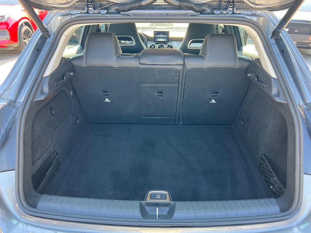 Mercedes-Benz GLA 180 Sport auto