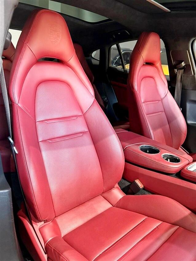 Porsche Panamera 4.0 Turbo